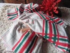 6 ANCIENNES SERVIETTES DE TABLE BASQUE"AP"COTON BLANC VERT ROUGE 56 X 56 CM