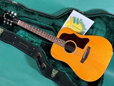 Gibson J-50 DELUXE (1976)