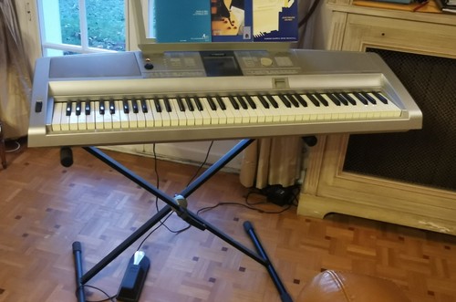 Clavier synthétiseur yamaha - clavier,