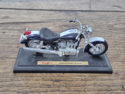 Moto miniature honda f6c - 1/18,