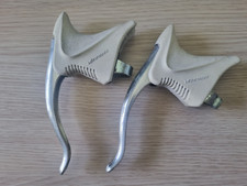 paire de poignées de  freins