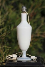 Pied de lampe en opaline
