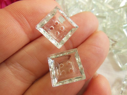Lot anciens boutons en - 12,