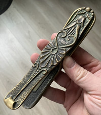 Belle Pince Courier Bureau