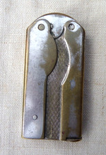 ANCIEN BRIQUET À ESSENCE -