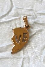 pendentif "demi-coeur" VE de "love"- plaqué or - 24 mm anneaux compris  - TBE