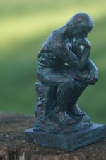 RE0164    FIGURINE STATUETTE