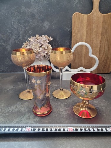 Lot verres un calice - verres,,