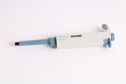Diagnostics pipettes cyan - diagnostics,