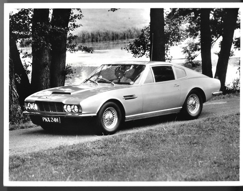 Aston martin dbs - martin,