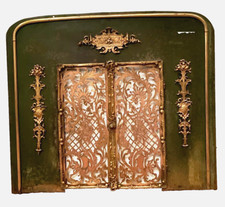 Façade de cheminée de style Napoléon III en tole patiné et laiton XIX siècle