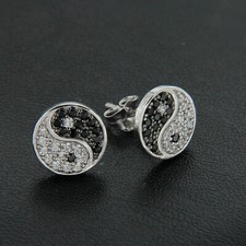 Boucles d'oreilles clous