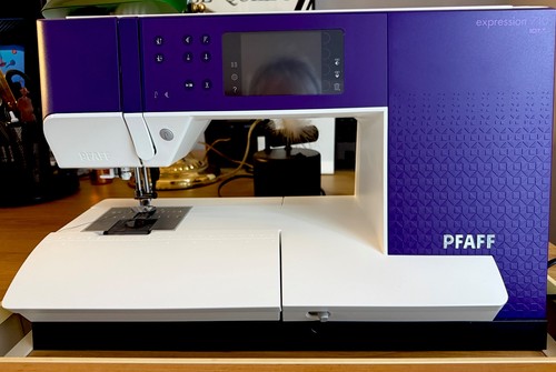 Pfaff expression 710 built - pfaff, 710…built