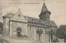 CARTE POSTALE / LE CANTAL PITTORESQUE VIC SUR CERE L'EGLISE