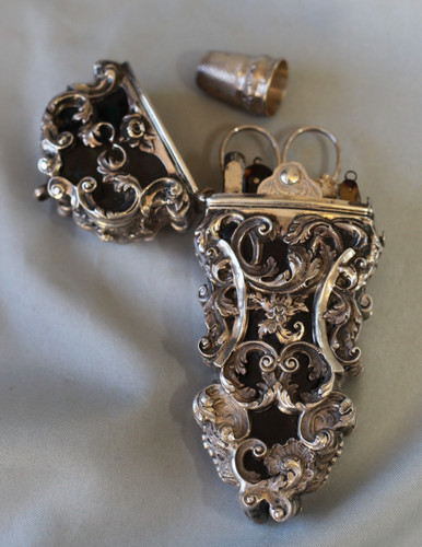 Nécessaire couture et - nécessaire, à
