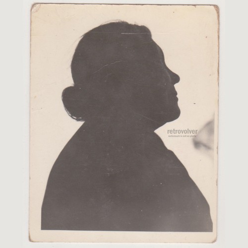 Mystérieuse silhouette profil