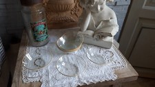 Elégantes petites coupes à
