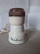 MOULIN À CAFÉ MOULINEX,  VINTAGE 60'S, MÉTAL LAQUÉ BLANC, COUVERCLE FUMÉ 