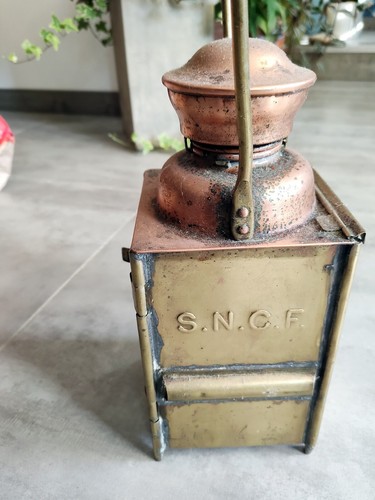 Ancienne lampe c f cuivre - c,