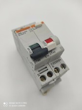 Disjoncteur Merlin Gérin DT40