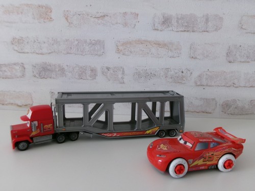 Camion transporteur mack - transporteur,