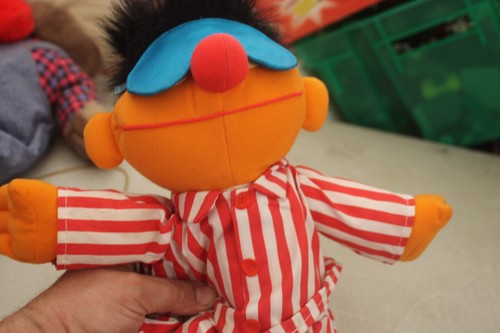 Ancienne peluche rue sésame - rue,