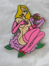 JESSICA RABBIT et le chat du Cheshire - dim 36 x 42 , pin's Bd , pin up
