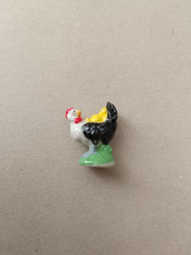 Fève coquy poule hargnies - poule,
