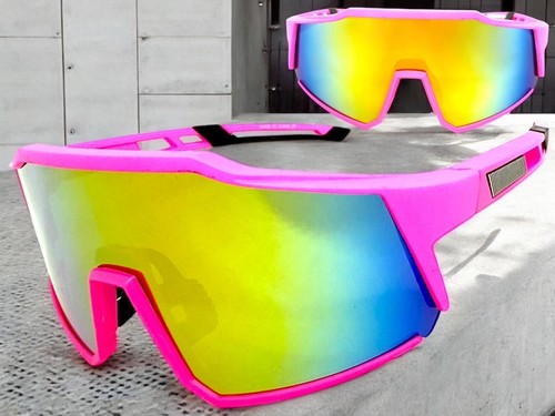 Surdimensionné rétro sporty - surdimensionné,