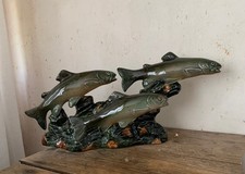 GRAND GROUPE DE POISSONS EN