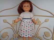 vêtement ,robe pour poupée