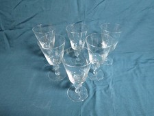 6 verres à vin en