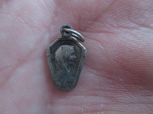 Ancienne mini médaille