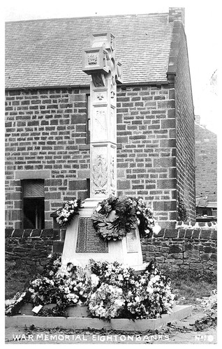 Guerre memorial eighton - guerre,
