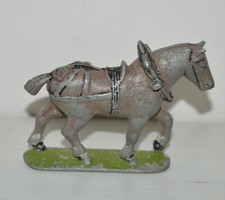 Ancienne figurine Alu QUIRALU
