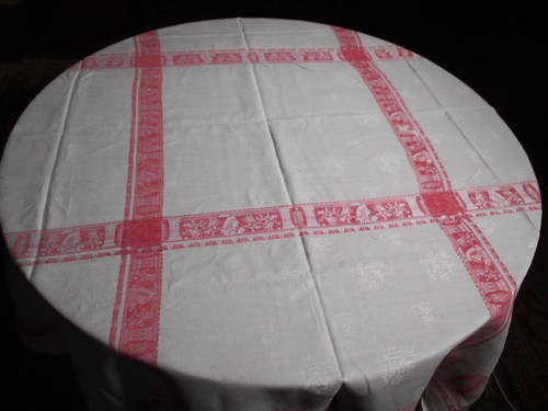Petite nappe damassée - petite,