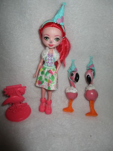 Poupée flamant rose