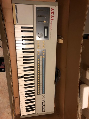 Akai 7000 keyboard - akai, x-7000