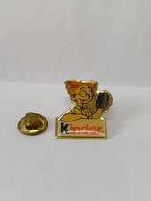 (P4) PIN'S KINDER GARÇONS Signé Kinder Caroline Lisfranc 