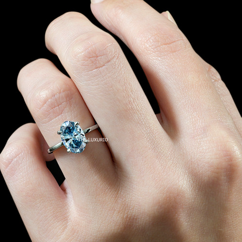 Bague fantaisie bleue intense