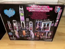 Monster High - Deadluxe High School Lycée Playset Neuf Pensionnat