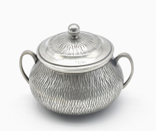 Dinanderie pot sucrier - , avec