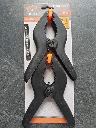 Pince étau plastique - pince,