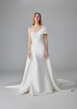 Pronovias wedding dress - pronovias,