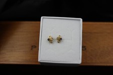 Clous d  oreilles en or