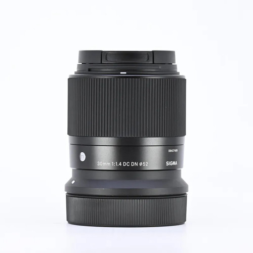 Sigma 30mm dc - f/1.4, dn