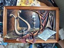 Tableau en cuir en relief moderne très bon état