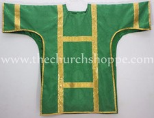 Neuf Dalmatique Vert Vêtement