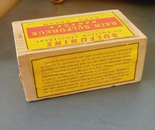 Médecine 1ere guerre : Boite de sulfurine contre les gaz 1914 1918