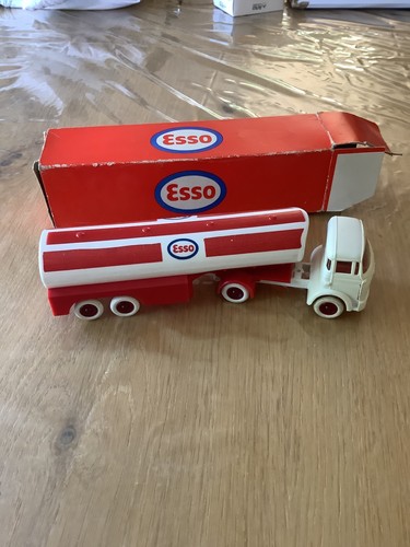 Camion citerne esso - citerne, offert